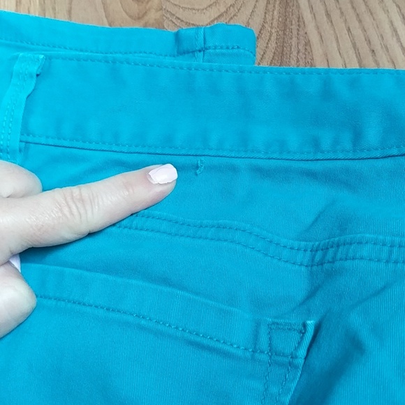 ⭐ Ann Taylor LOFT Turquoise Crop Pants Jeans Capri - Picture 7 of 7